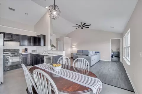 422 Basalt Ct, Easley, SC 29642 photo 8