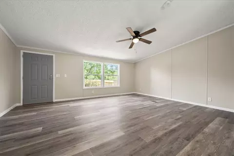 112 Powell Ct, Westminster, SC 29693 photo 4