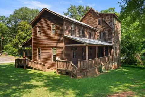 216 N Mechanic St, Pendleton, SC 29670 photo 4