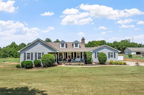104 Peartree Ln, Anderson, SC 29625