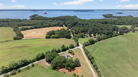 605 607 Opry House Rd, Starr, SC 29684