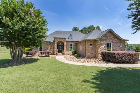 107 Chetwood Dr, Anderson, SC 29621