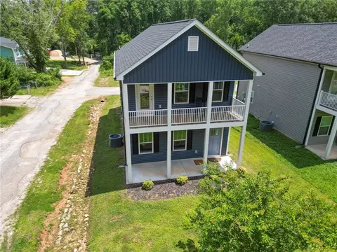 Exterior - 412 Grant St, Easley, SC 29640 photo 3 of 7