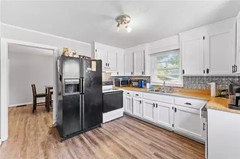 Kitchen - 805 Cooley Bridge Rd, Pelzer, SC 29669 photo 1 of 3