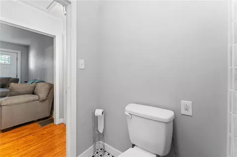Entry Way - 805 Cooley Bridge Rd, Pelzer, SC 29669 photo 3 of 3