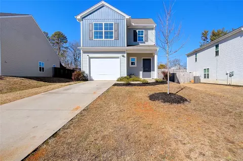 1212 Paramount Dr, Lyman, SC 29365 photo 2