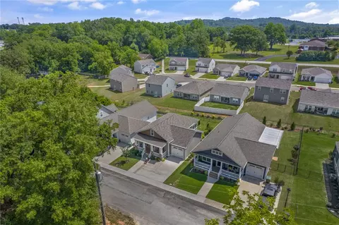 View/Area - 201 Pendleton Street Ext, Pickens, SC 29671 photo 2 of 6