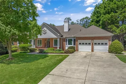 Exterior - 716 Clearlake Pointe Pointe, Seneca, SC 29672 photo 2 of 3
