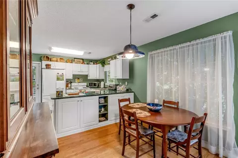 Dining - 118 Grand Oak Cir, Pendleton, SC 29670 photo 3 of 3