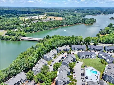 505 Northlake Dr, Anderson, SC 29625