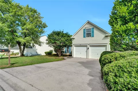209 Karsten Creek Dr, Simpsonville, SC 29681