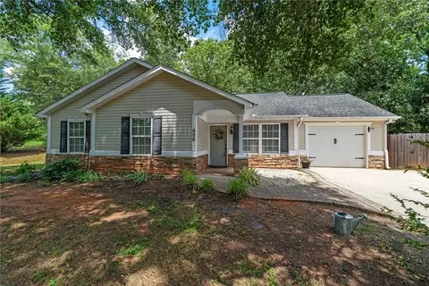 606 Blossom Branch Rd, Piedmont, SC 29673