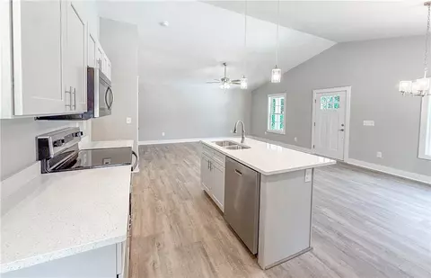 Other - 330 Code Cir, Seneca, SC 29678 photo 4 of 11