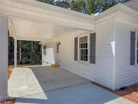 Exterior - 330 Code Cir, Seneca, SC 29678 photo 6 of 7