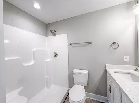 Bath - 330 Code Cir, Seneca, SC 29678 photo 2 of 4