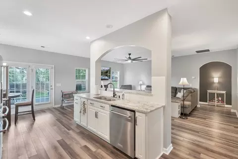 205 Avendell Dr, Easley, SC 29642 photo 15