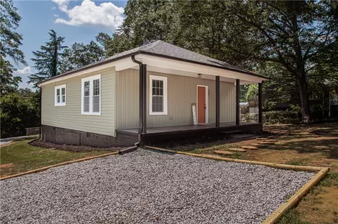 105 Ryan St, Easley, SC 29642