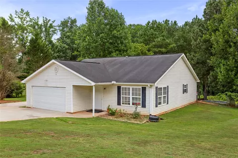 886 Louie Ln, Seneca, SC 29678