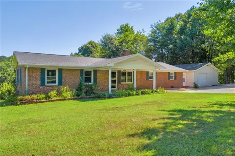 517 Fowler Rd, West Union, SC 29696