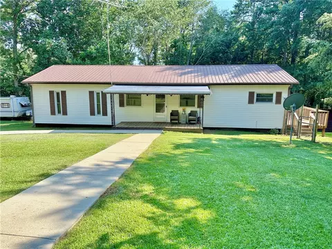 117 Edney Dr, West Union, SC 29696