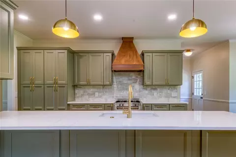 Kitchen - 405 Ashley Downs Downs, Anderson, SC 29621 photo 2 of 4