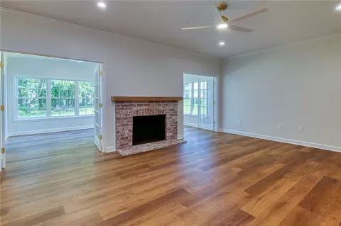 Living - 405 Ashley Downs Downs, Anderson, SC 29621 photo 2 of 6