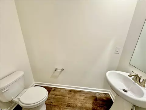 Bath - 548 Seaborn Cir, Pendleton, SC 29670 photo 1 of 5