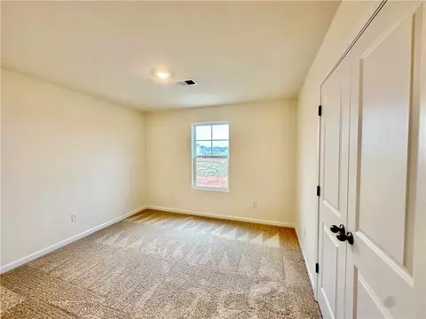 Bedroom - 548 Seaborn Cir, Pendleton, SC 29670 photo 5 of 6