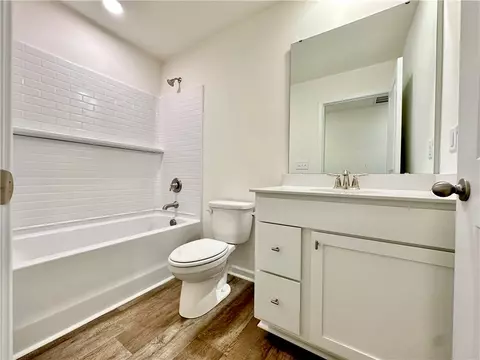 Bath - 548 Seaborn Cir, Pendleton, SC 29670 photo 2 of 5