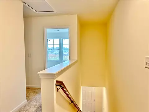 Entry Way - 548 Seaborn Cir, Pendleton, SC 29670 photo 3 of 5