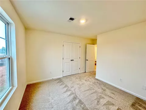 Bedroom - 548 Seaborn Cir, Pendleton, SC 29670 photo 6 of 6