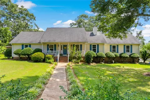 100 Wildberry Ct, Easley, SC 29642