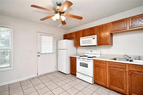 225 Springfield Cir, Easley, SC 29642 photo 7