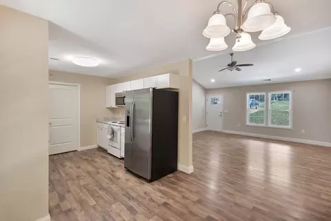 111 Jason Dr, Seneca, SC 29678 photo 10