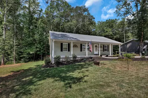 111 Jason Dr, Seneca, SC 29678 photo 3