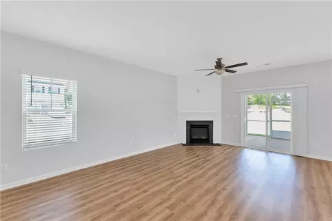 101 Brown Cir, Easley, SC 29642 photo 3