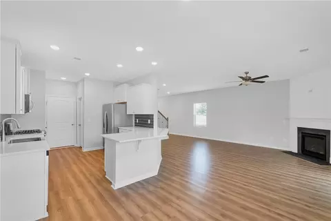 101 Brown Cir, Easley, SC 29642 photo 8