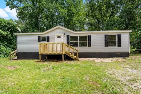 308 Love And Care Rd, Six Mile, SC 29682