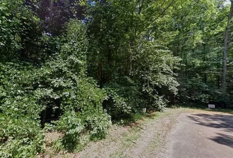 423 Greenbriar Way, Westminster, SC 29693