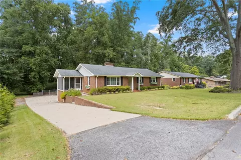 404 Stewart Dr, Easley, SC 29640