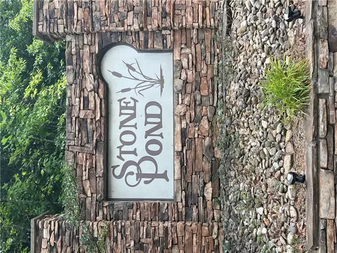 12 Summer Walk Ct, Seneca, SC 29678