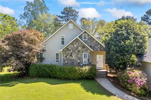 168 Wilderness Pt, Hartwell, GA 30643