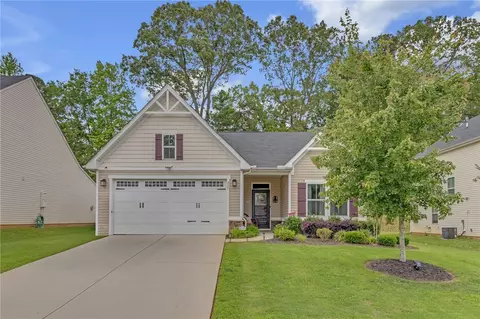 215 Thames Valley Dr, Easley, SC 29642