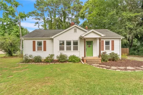 423 Lebanon Rd, Pendleton, SC 29670