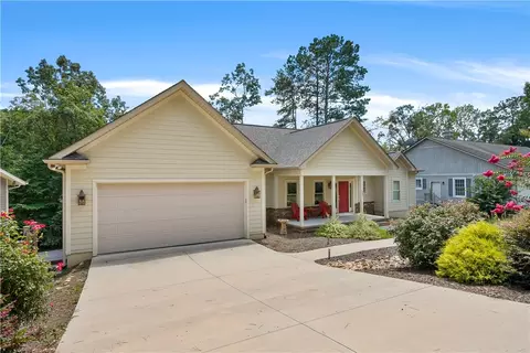 205 S Reach Ln, Salem, SC 29676