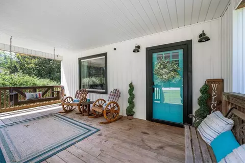 310 Cardinal Dr, Easley, SC 29642 photo 2