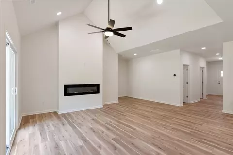 412 Burrell St, Pendleton, SC 29670 photo 8