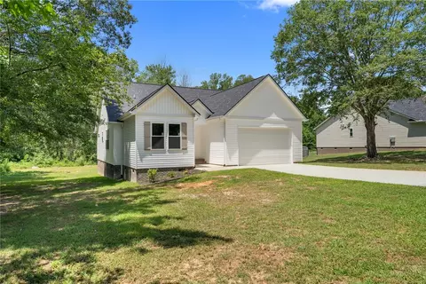 412 Burrell St, Pendleton, SC 29670 photo 3