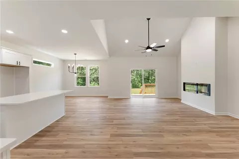 412 Burrell St, Pendleton, SC 29670 photo 5
