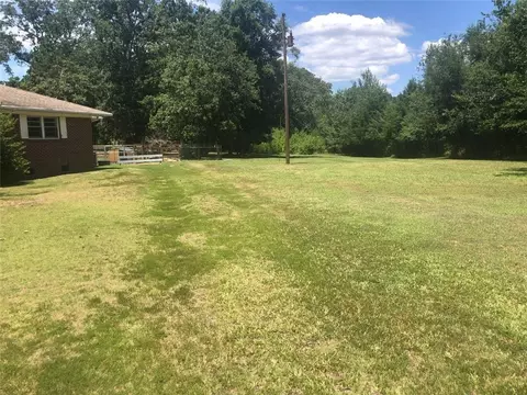 Exterior - 111 Kitty Corner Cir, Iva, SC 29655 photo 3 of 8